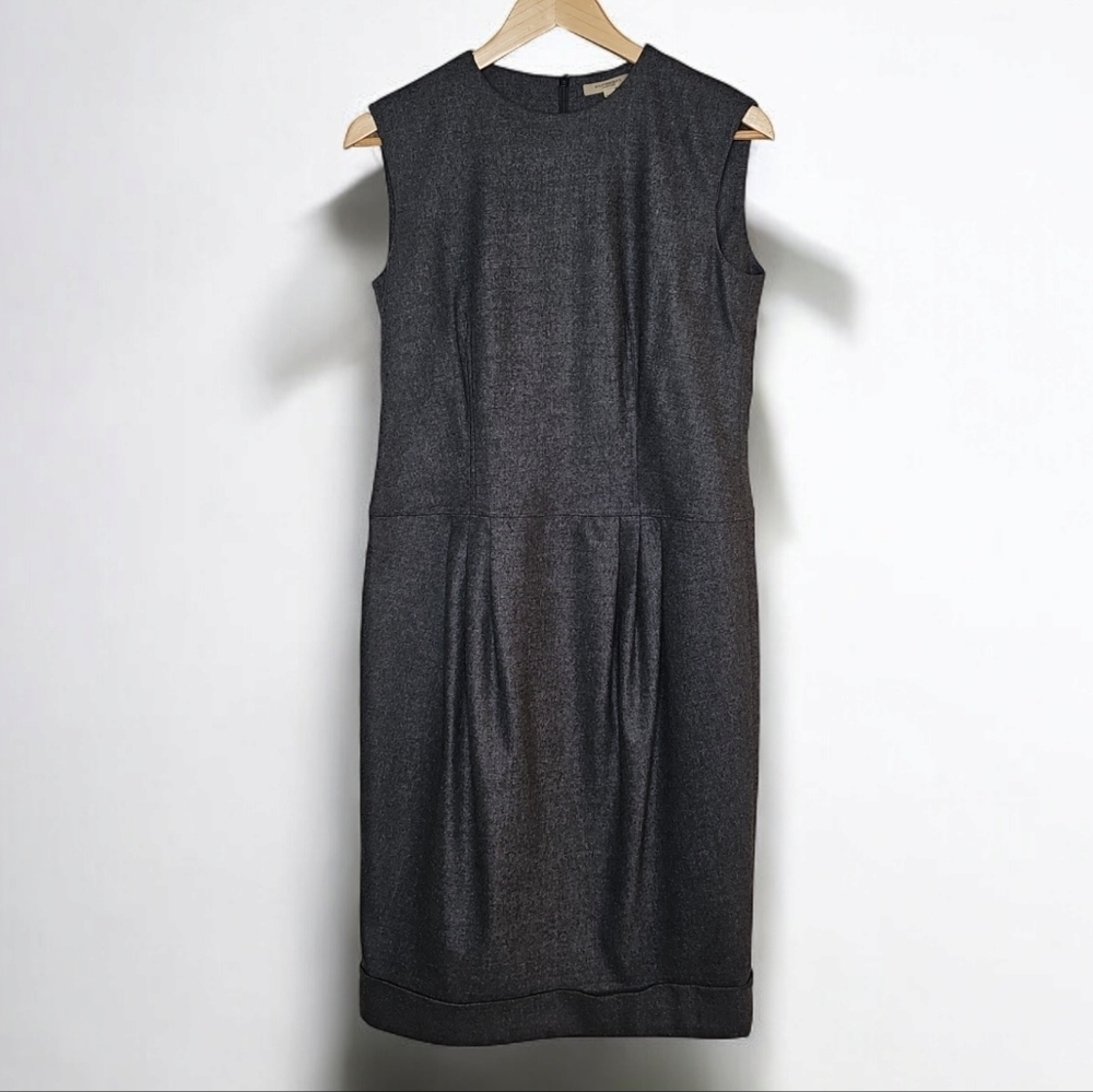 Burberry Gray Cashmere Wool Blend Sleeveless Dress - Size 6 - Picture 2 of 11